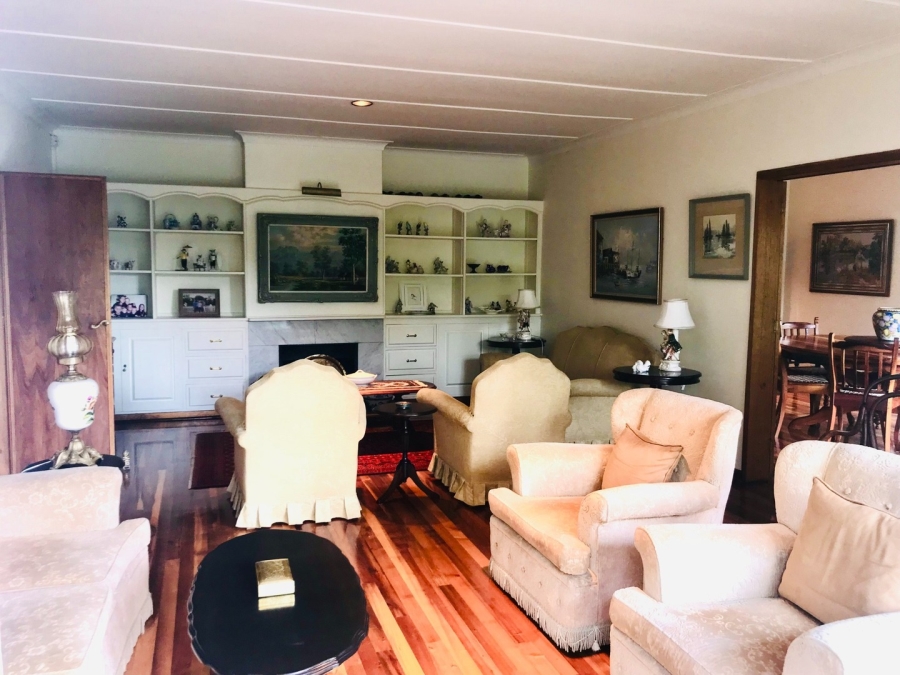 5 Bedroom Property for Sale in Waverley Free State